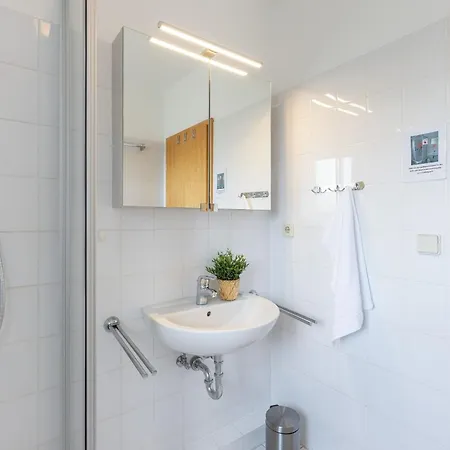 Wiesenklee Mit Terrasse Im Kaiserhof 1