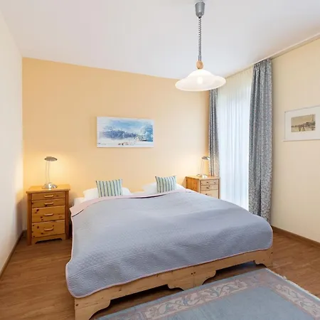 Kaiserhof 42-44 Wiesenklee アパート *